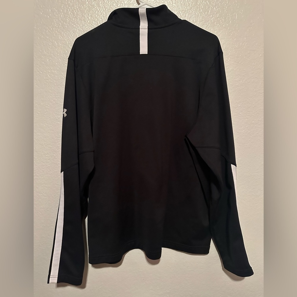 Under Armour Pullover - Picture 4 of 5